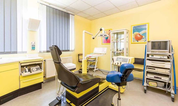 Ein Behandlungsraum - ein Bild aus der Zahnarztpraxis Dr. Thomas Dietrich 